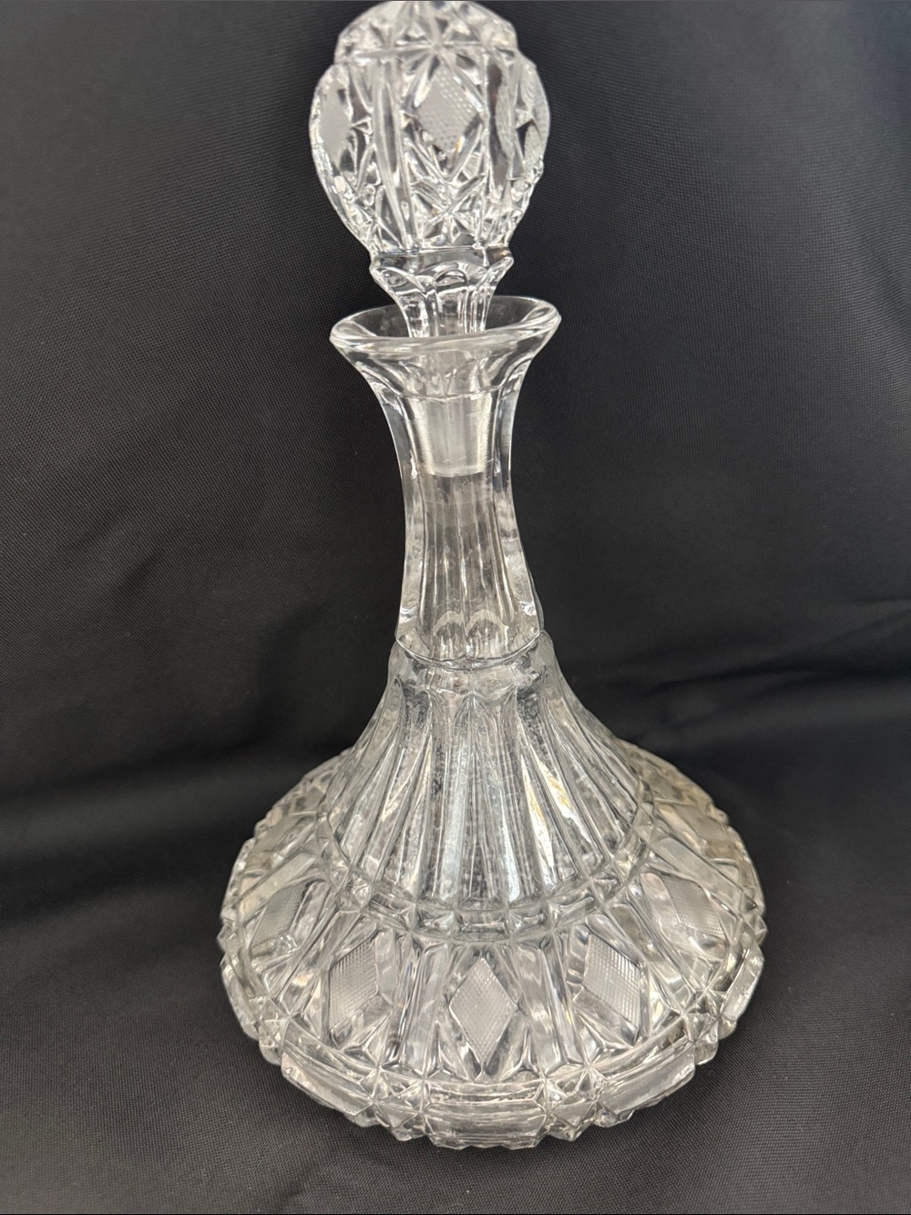 Cut Glass Crystal Decanter with Stopper - Clear